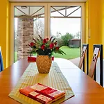 Haus Mit Seeblick