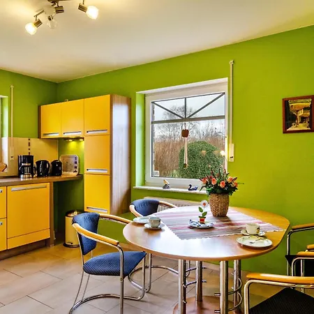 Haus Mit Seeblick Lägenhet *