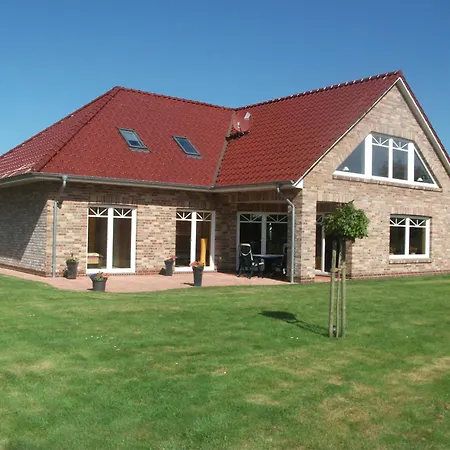 Haus Mit Seeblick Nenndorf (Wittmund)