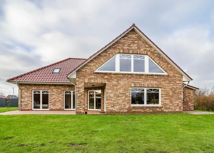 Haus Mit Seeblick * Nenndorf (Wittmund)