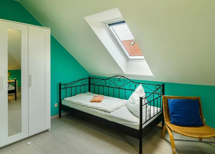 Haus Mit Seeblick * Nenndorf (Wittmund)