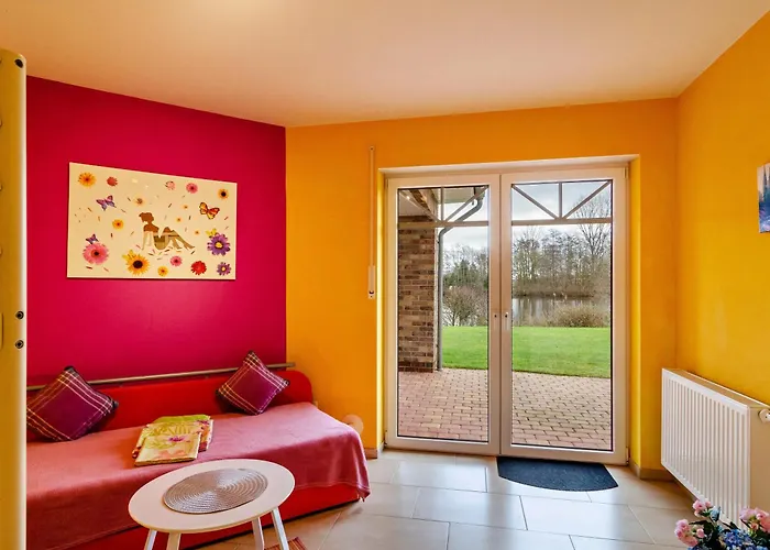 Haus Mit Seeblick * Nenndorf (Wittmund)